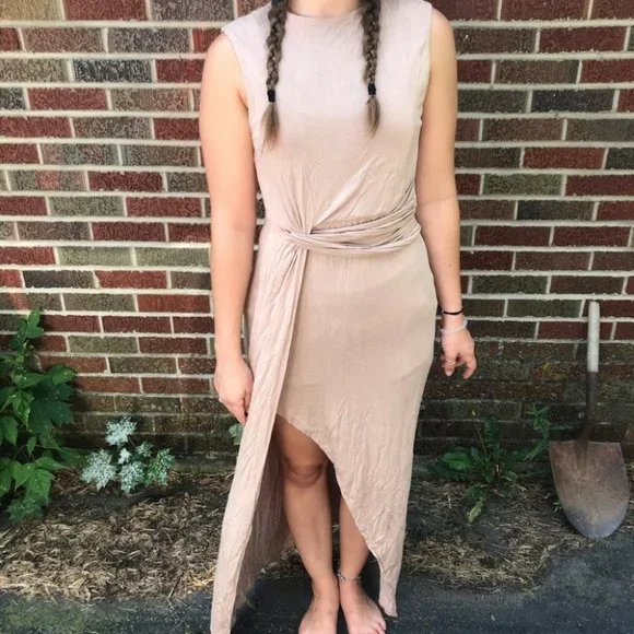 Forever 21 Tan High Slit Maxi Dress - Picture 6 of 9